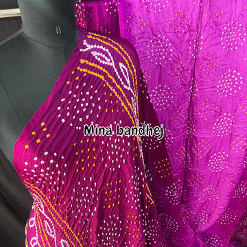 Pure gaji silk fine bandhej magenta shaded saree