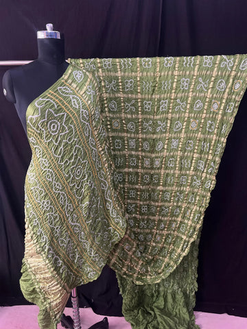 Gaji silk bandhani saree in Garchola style State Light green