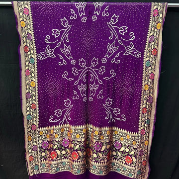 Tilfi rai bandhej Dupatta shade of magenta