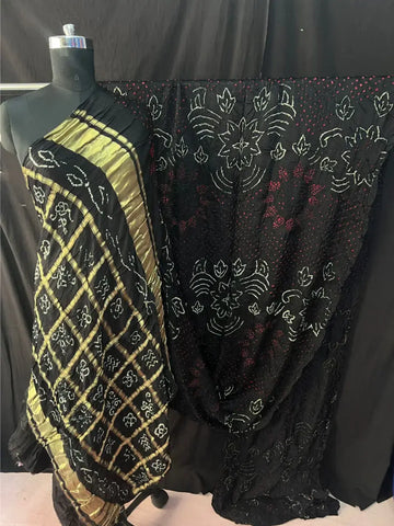 Pure gaji silk Bandhani Sarees with black and white dots