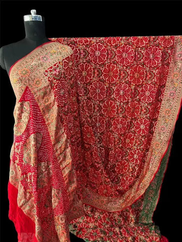 Red Tilfi Weaving Bandhani Saree floral